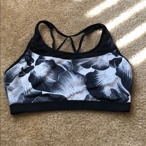 Calia by Carrie Underwood sports bra